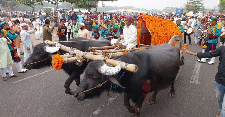 আগারগাঁওয়ে ঈদ আনন্দ মিছিলে লক্ষাধিক মুসল্লি